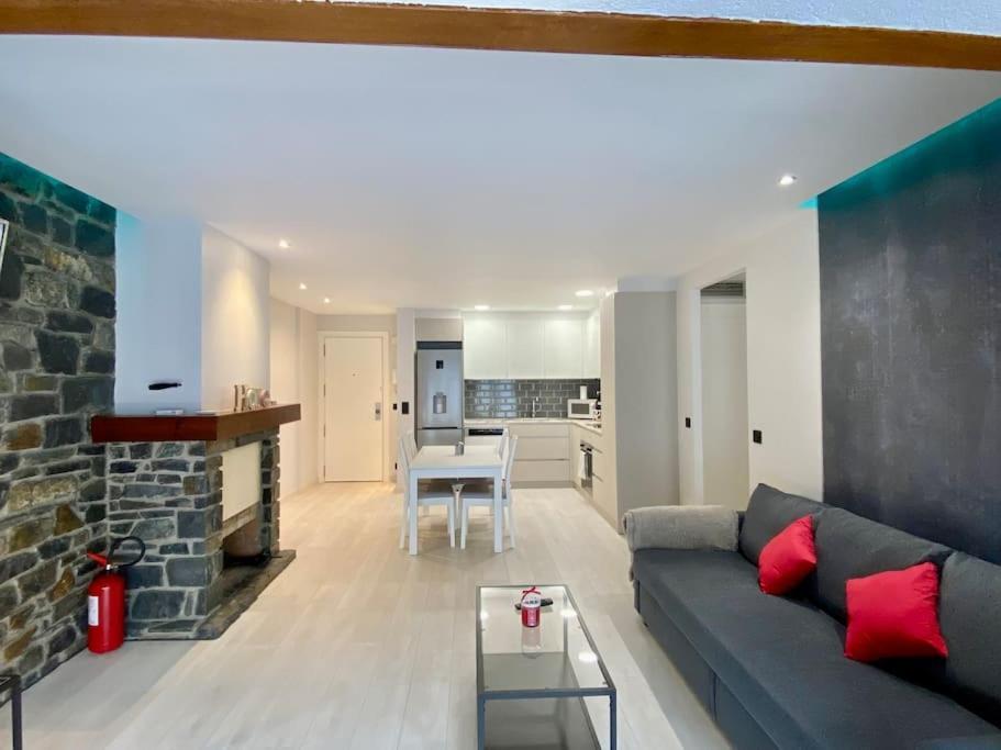 Prober Comapedrosa Apartment อรินซัล ภายนอก รูปภาพ